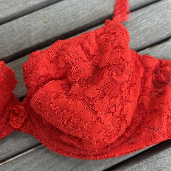 Oscar de la Renta Red Lace Lightly Padded Underwire Bra Size 34A - Picture 4 of 9